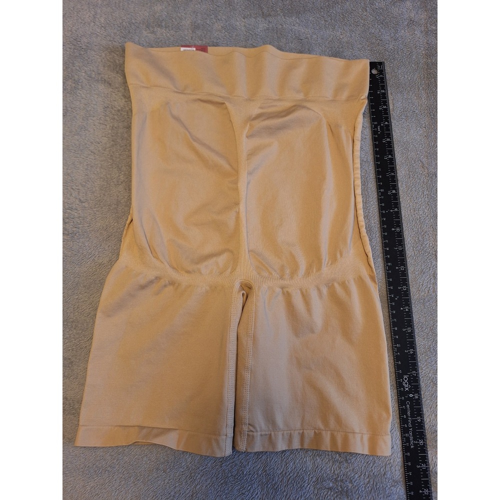 Cacique The Slimmer Ultra High-Waist Short Shapewear Nude Beige 18/20 NWT - Picture 3 of 6
